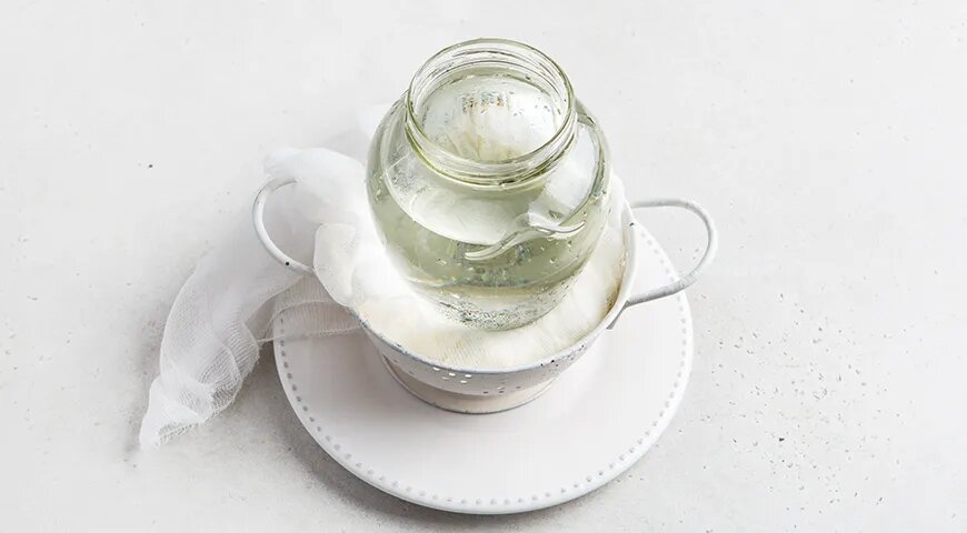 Нежная творожная запеканка со сгущенкой: простой пошаговый рецепт