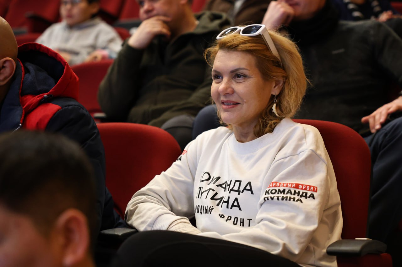 Легенда на Чукотке: жители Анадыря встретились с Александром Карелиным Легенда на Чукотке: жители Анадыря встретились с Александром Карелиным