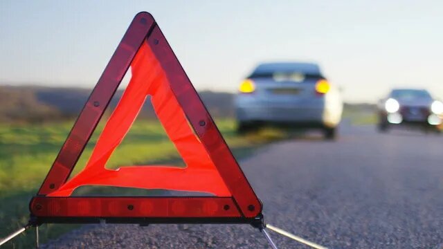 Как правильно убрать машину после ДТП и избежать штрафов в 2026 году