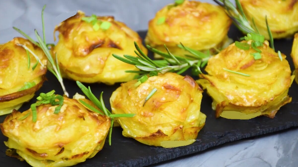 Праздничные картофельные стопки: оригинальное блюдо для стола