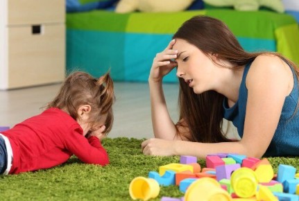 Как помочь ребенку справиться с эмоциями: советы для родителей