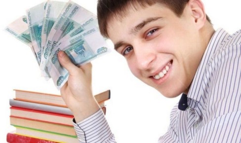 Как студентам получить денежную поддержку от университета в 2026 году