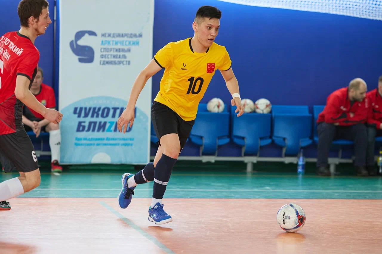 Владислав Кузнецов: Сегодня в Анадыре стартовали первые игры на Кубок Губернатора — 2026 Владислав Кузнецов: Сегодня в Анадыре стартовали первые игры на Кубок Губернатора — 2026