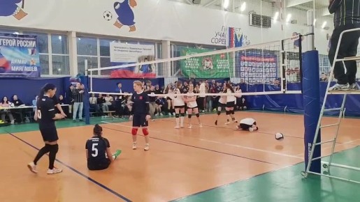 Непередаваемые эмоции на Кубке Губернатора в женском волейболе