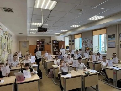 Перед каникулами Госавтоинспекторы напомнили школьникам о правилах дорожного движения