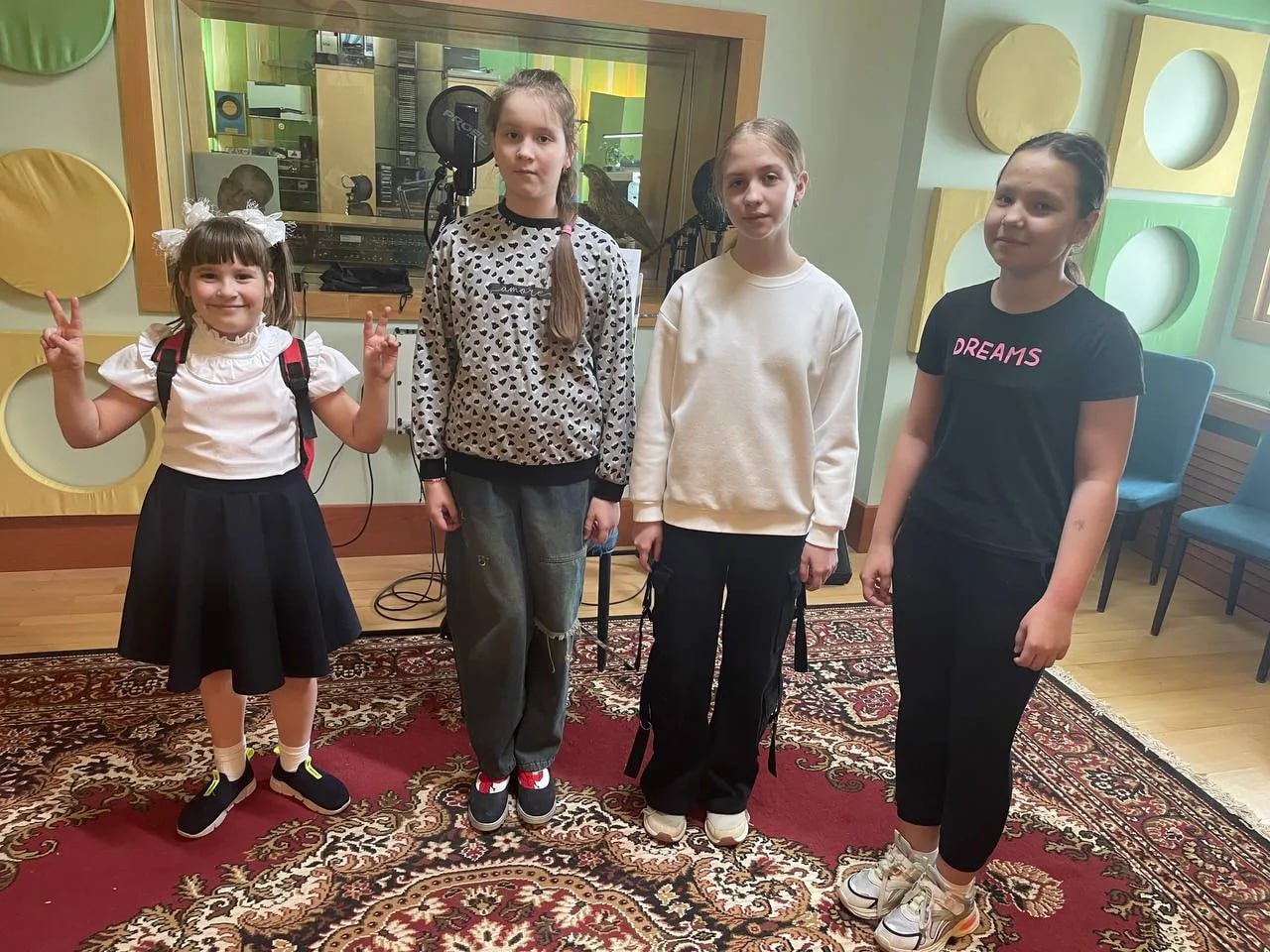 Около сотни детей участвуют в создании музыкальной версии нового гимна Чукотки Около сотни детей участвуют в создании музыкальной версии нового гимна Чукотки