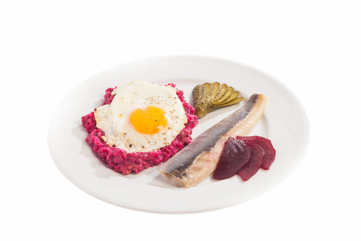 Лабскаус: Традиционная немецкая закуска с неожиданным характером