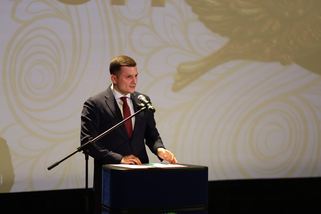 В Анадыре стартовал юбилейный Арктический кинофестиваль «Золотой ворон» В Анадыре стартовал юбилейный Арктический кинофестиваль «Золотой ворон»