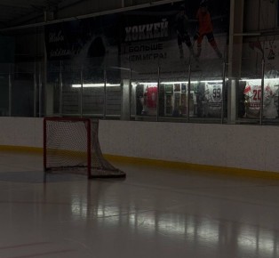 Напоминаем, сегодня в 15:30 торжественное открытие соревнований по хоккею!