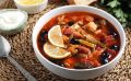 Летняя солянка: как создать насыщенный и легкий суп для жары