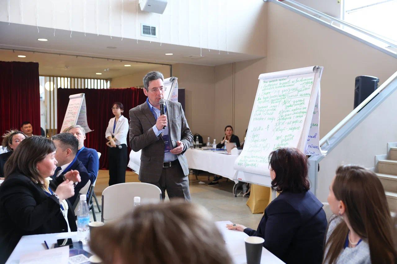 Владислав Кузнецов: Сегодня в Анадыре прошёл семинар «Дальний Восток: решение актуальных проблем жителей и информирование» Владислав Кузнецов: Сегодня в Анадыре прошёл семинар «Дальний Восток: решение актуальных проблем жителей и информирование»