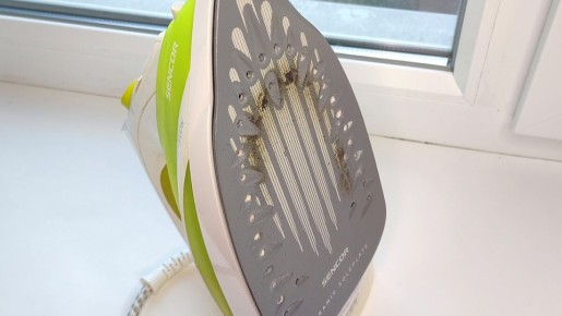 Эффективные способы очистки утюга от пригоревшей ткани