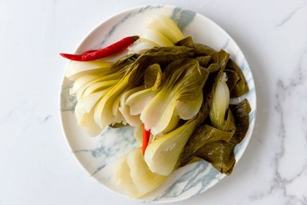 Маринованный бок-чой за ночь: идеальная закуска на каждый день
