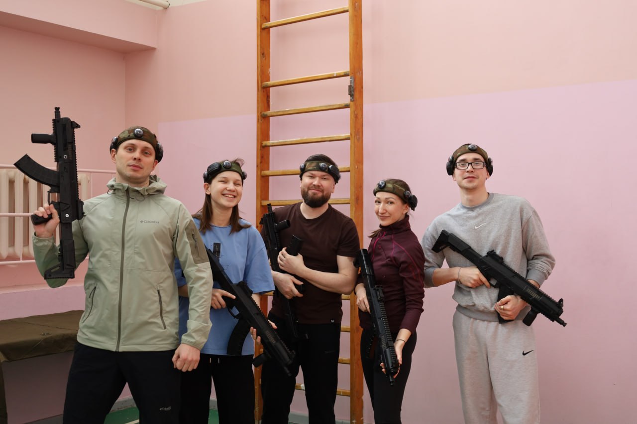 Соревнования по лазертагу среди молодежных команд прошли в столице Чукотки Соревнования по лазертагу среди молодежных команд прошли в столице Чукотки