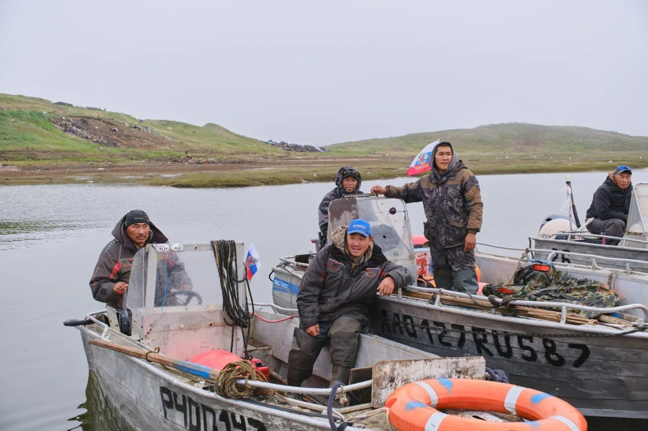 Общины морзверобоев оценили преимущества цехов по переработке морского зверя на Чукотке