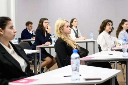 ��������� � ������� ����������� ����� � ������ ��������� �� ����� � �������