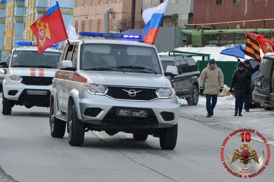 Росгвардейцы-дальневосточники приняли участие в автопробегах в честь Дня Победы