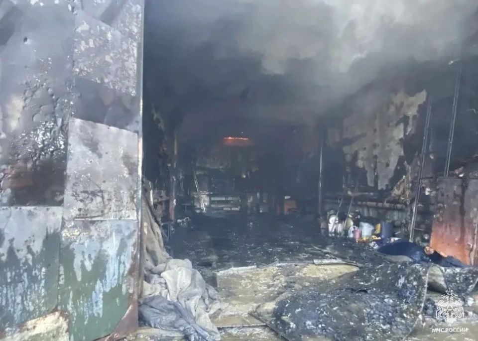 Пожар в районе лесопилки ликвидирован в Билибино Пожар в районе лесопилки ликвидирован в Билибино