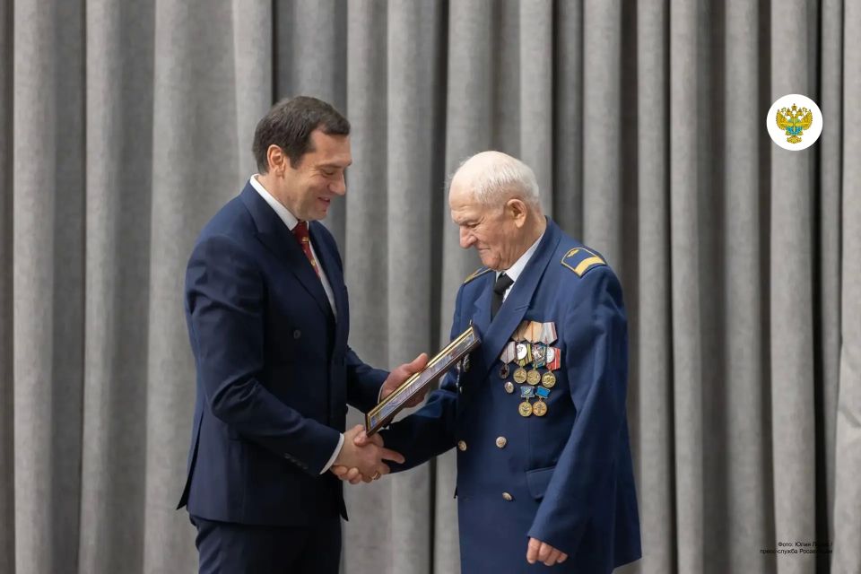 В канун Дня полярника провели вместе с РООСПОЛ научно-практическую конференцию о полярной авиации В канун Дня полярника провели вместе с РООСПОЛ научно-практическую конференцию о полярной авиации