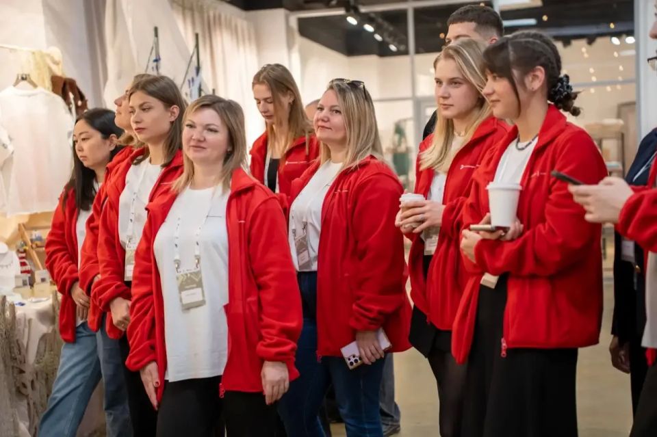 Представитель Управления молодёжной политики Чукотки принял участие в семинаре проекта «Вектор успеха» Представитель Управления молодёжной политики Чукотки принял участие в семинаре проекта «Вектор успеха»