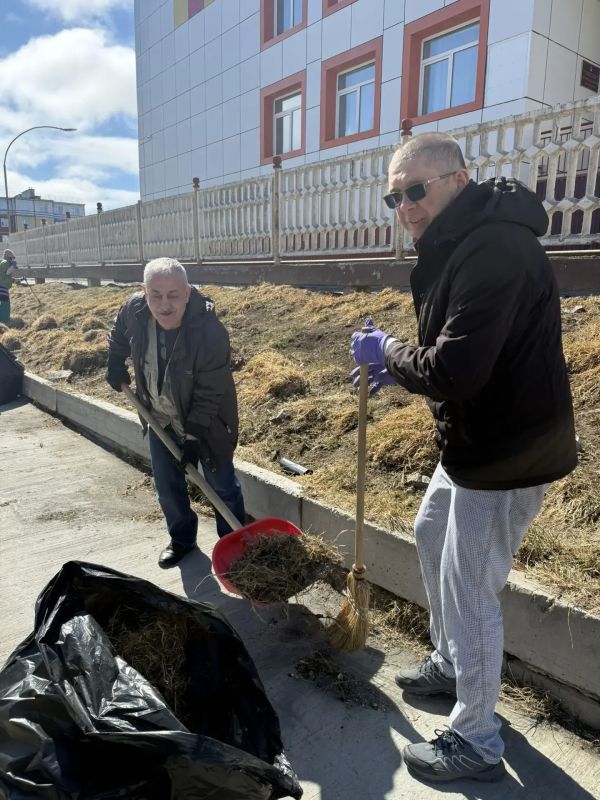 Столица Чукотки просыпается после зимней спячки и преображается на глазах Столица Чукотки просыпается после зимней спячки и преображается на глазах