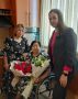 Дорогие друзья!. В наш профессиональный праздник для меня было особой честью вручить Почётную грамоту Министерства труда и социальной защиты Российской Федерации замечательному человеку, ветерану отрасли Марии Викторовне...