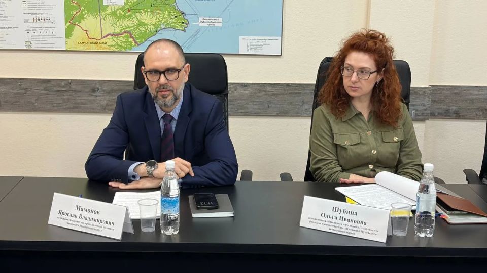 Под председательством прокурора округа Дмитрия Бурко состоялось межведомственное совещание по вопросам подготовки и прохождения отопительного периода Под председательством прокурора округа Дмитрия Бурко состоялось межведомственное совещание по вопросам подготовки и прохождения отопительного периода