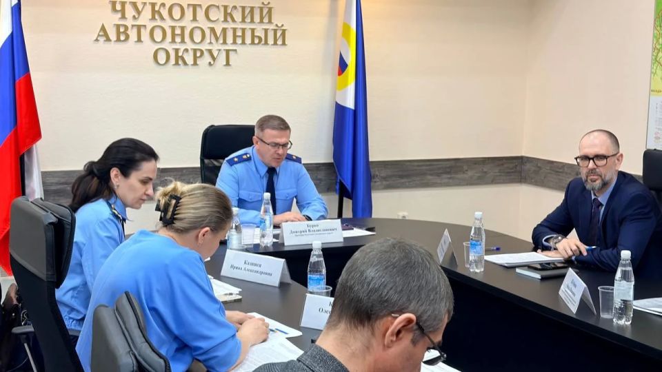 Под председательством прокурора округа Дмитрия Бурко состоялось межведомственное совещание по вопросам подготовки и прохождения отопительного периода Под председательством прокурора округа Дмитрия Бурко состоялось межведомственное совещание по вопросам подготовки и прохождения отопительного периода
