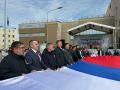 Сотрудники следственного управления СК России по Чукотскому автономному округу приняли участие в патриотической акции «Флаг России»