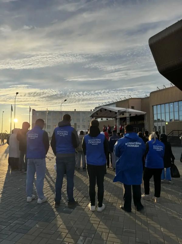 В Анадыре зажгли свечи памяти В Анадыре зажгли свечи памяти