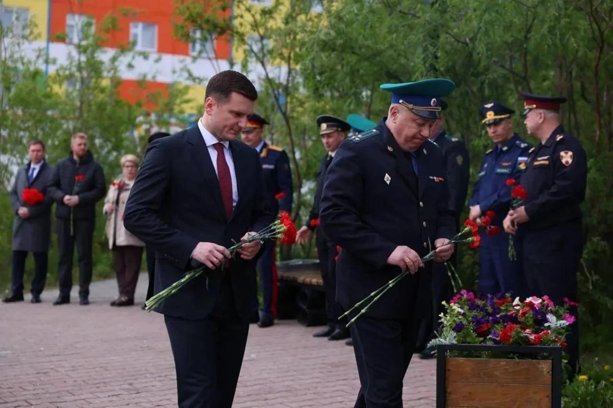 В Анадыре торжественно отметили 85-летие легендарного пограничного отряда В Анадыре торжественно отметили 85-летие легендарного пограничного отряда