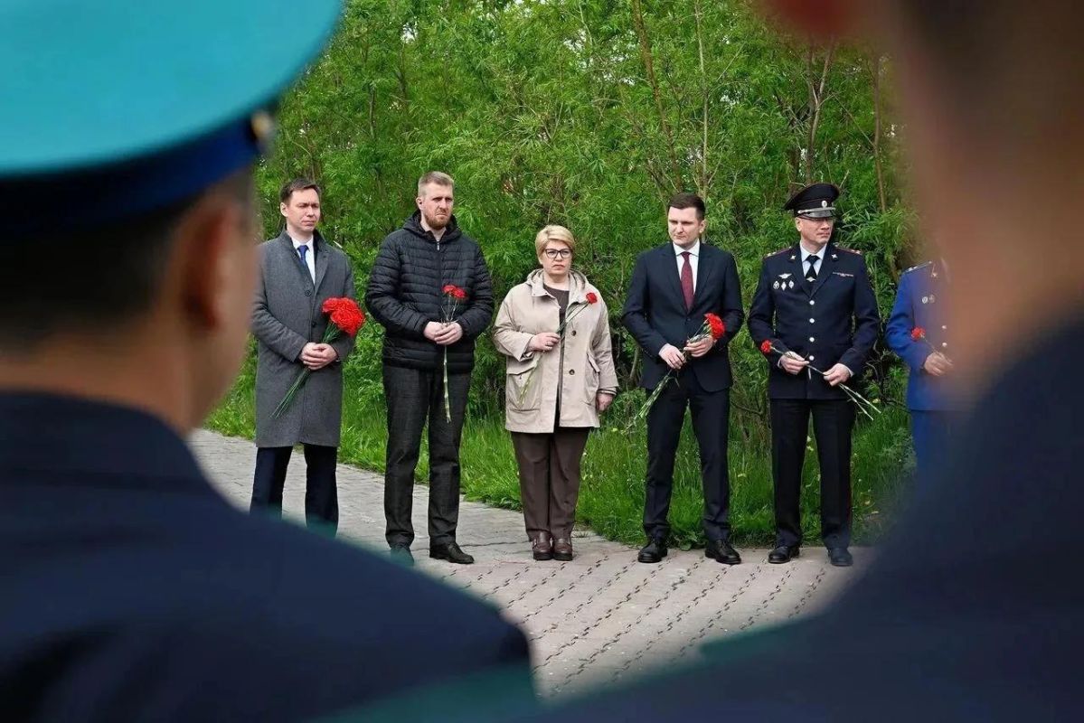 В Анадыре торжественно отметили 85-летие легендарного пограничного отряда В Анадыре торжественно отметили 85-летие легендарного пограничного отряда