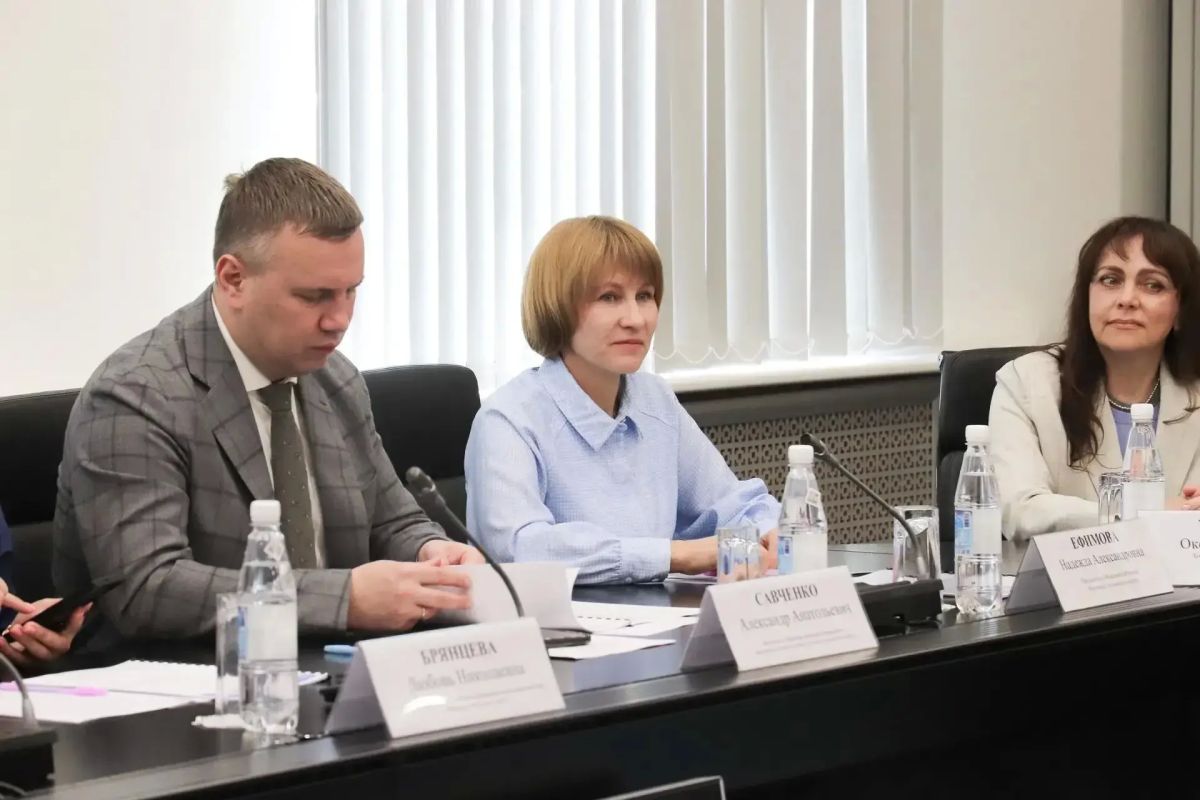 В Анадыре состоялось заседание антикоррупционной комиссии В Анадыре состоялось заседание антикоррупционной комиссии