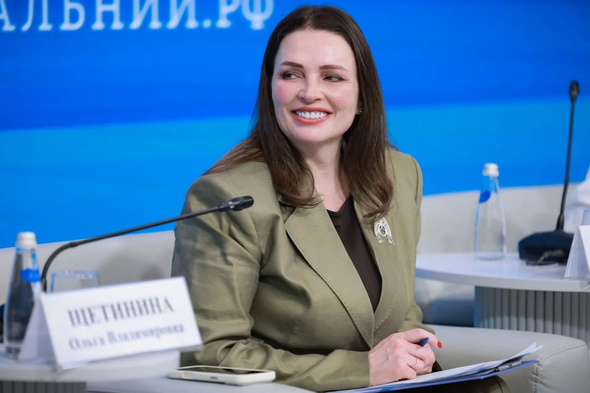 Арюна Байкова приняла участие в стратегической сессии II Форума женщин Севера Арюна Байкова приняла участие в стратегической сессии II Форума женщин Севера