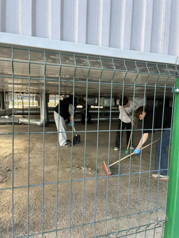 В Анадыре стартовала вторая смена трудовых отрядов подростков В Анадыре стартовала вторая смена трудовых отрядов подростков