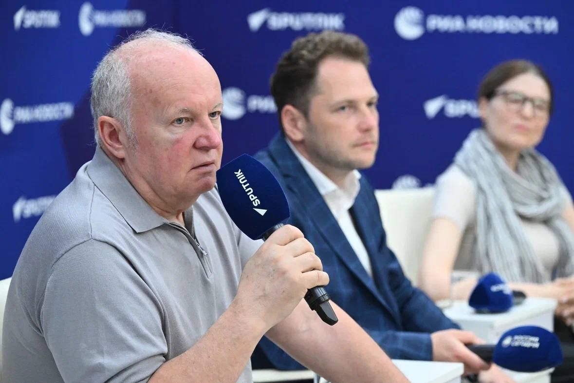 Звездный состав жюри литературной премии «Дальний Восток» объявили в Москве Звездный состав жюри литературной премии «Дальний Восток» объявили в Москве