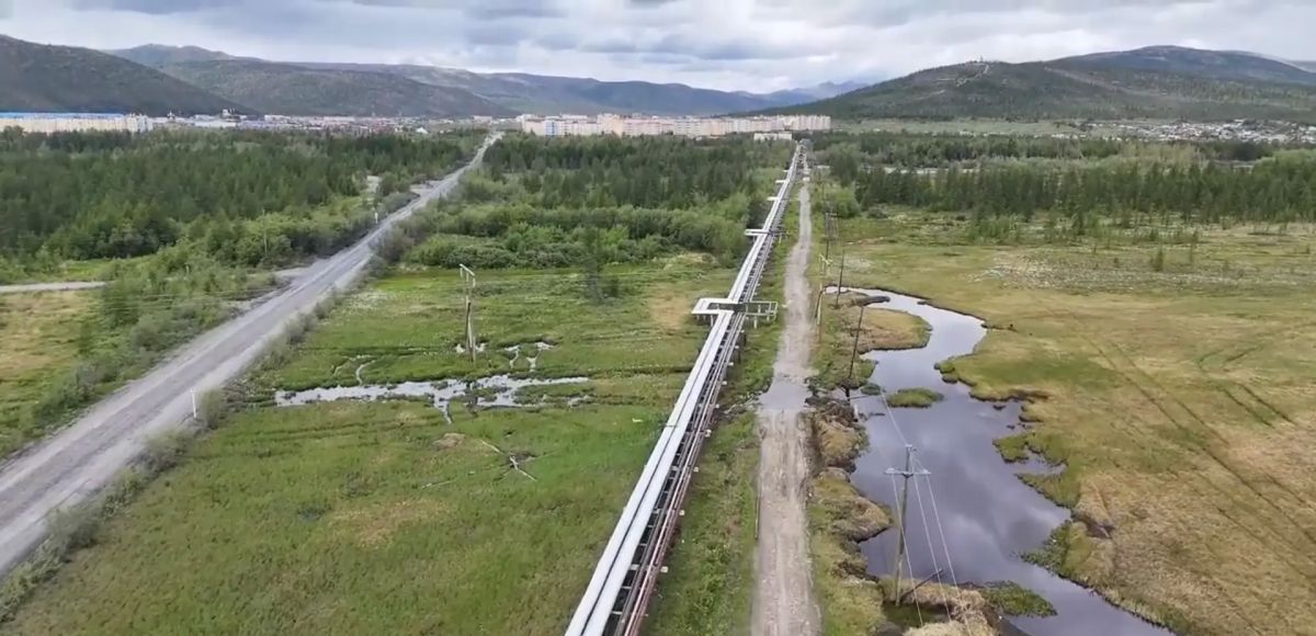В Билибинском районе Чукотки продолжается замена магистральных труб и благоустройство территорий В Билибинском районе Чукотки продолжается замена магистральных труб и благоустройство территорий