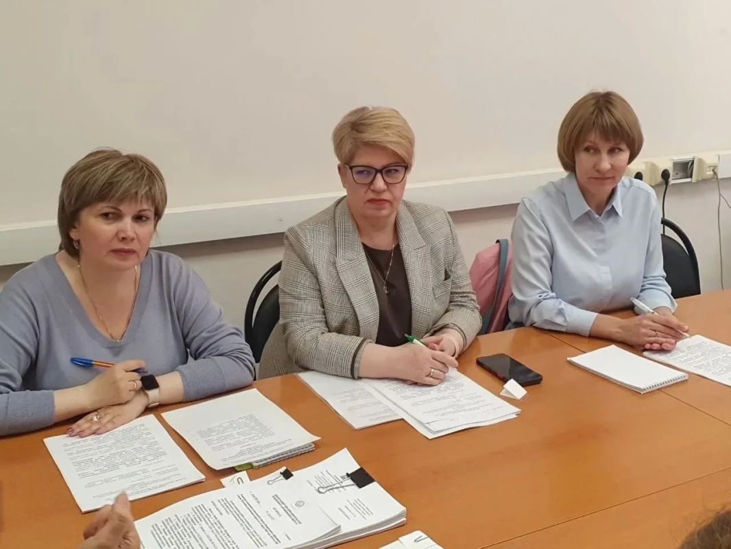 В Департаменте образования и науки Чукотского автономного округа состоялось заседание Управляющего совета образовательных организаций Чукотки В Департаменте образования и науки Чукотского автономного округа состоялось заседание Управляющего совета образовательных организаций Чукотки