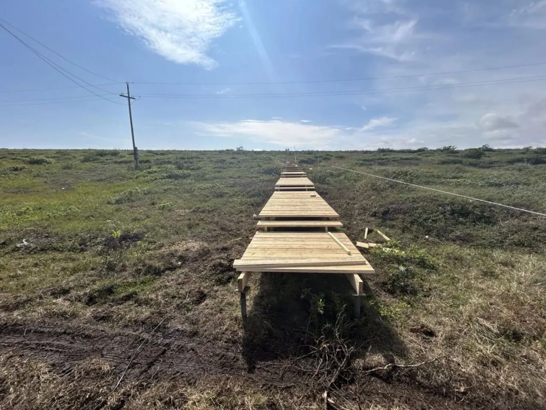 В Анадыре началось строительство первой благоустроенной экотропы В Анадыре началось строительство первой благоустроенной экотропы