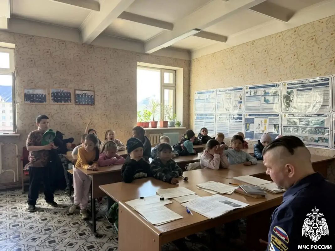День открытых дверей в Пожарно-спасательной части № 2 поселка Эгвекинот День открытых дверей в Пожарно-спасательной части № 2 поселка Эгвекинот