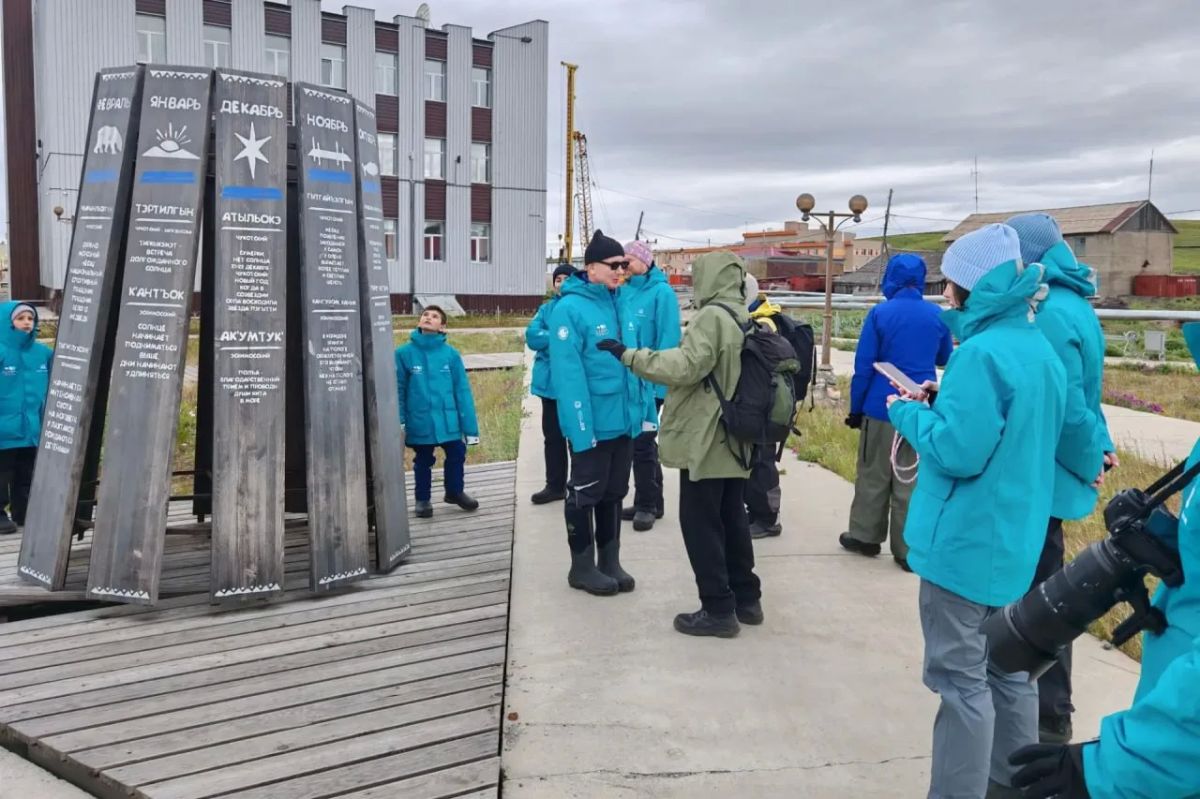 Премиальный лайнер завершил первый в сезоне морской круиз в округе, сообщает ИА "Чукотка" Премиальный лайнер завершил первый в сезоне морской круиз в округе, сообщает ИА "Чукотка"
