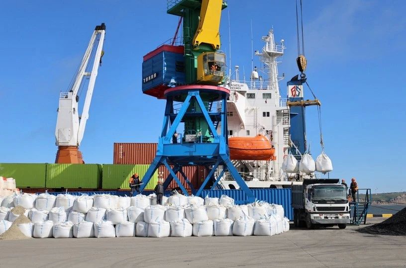 Второе продовольственное судно Единого морского оператора пришло в столицу округа, сообщает ИА "Чукотка" Второе продовольственное судно Единого морского оператора пришло в столицу округа, сообщает ИА "Чукотка"