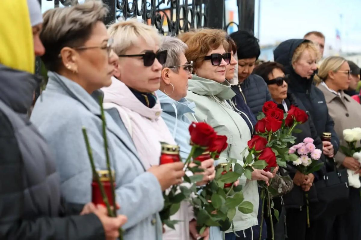 По всей Чукотке почтили память детей — жертв войны в Донбассе По всей Чукотке почтили память детей — жертв войны в Донбассе