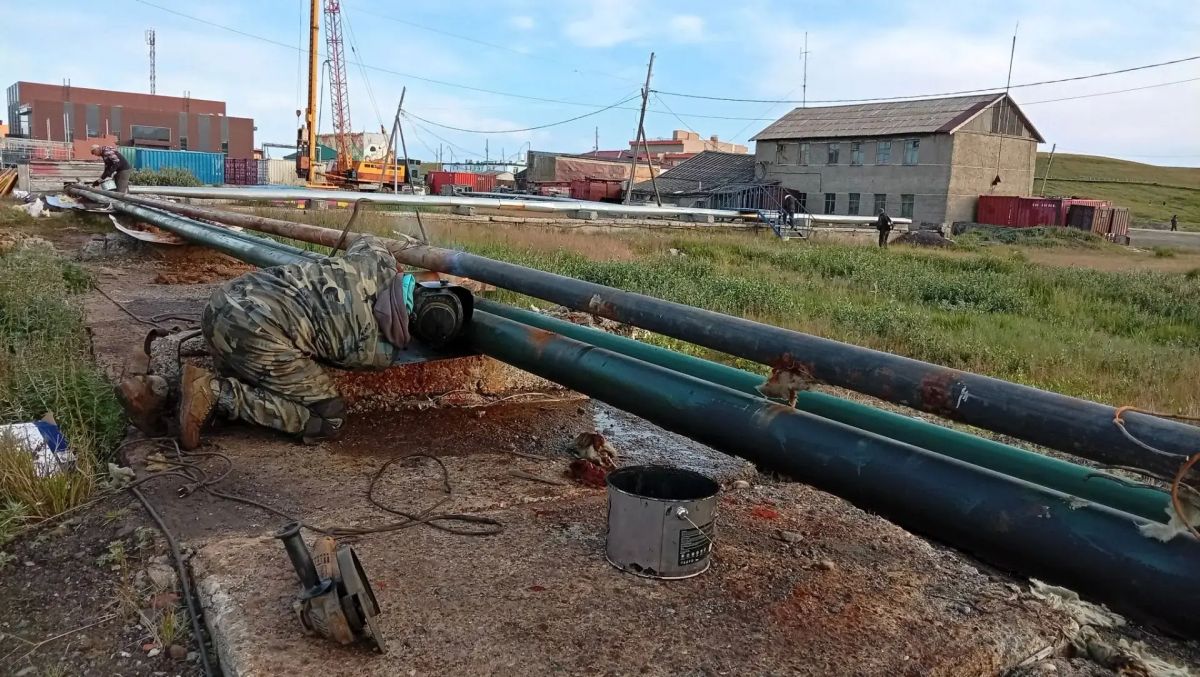 В Лаврентия обновили сети тепло и водоснабжения В Лаврентия обновили сети тепло и водоснабжения