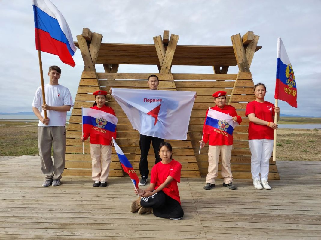 Яркий двойной праздник в Лорино: День Государственного флага и День села! Яркий двойной праздник в Лорино: День Государственного флага и День села!