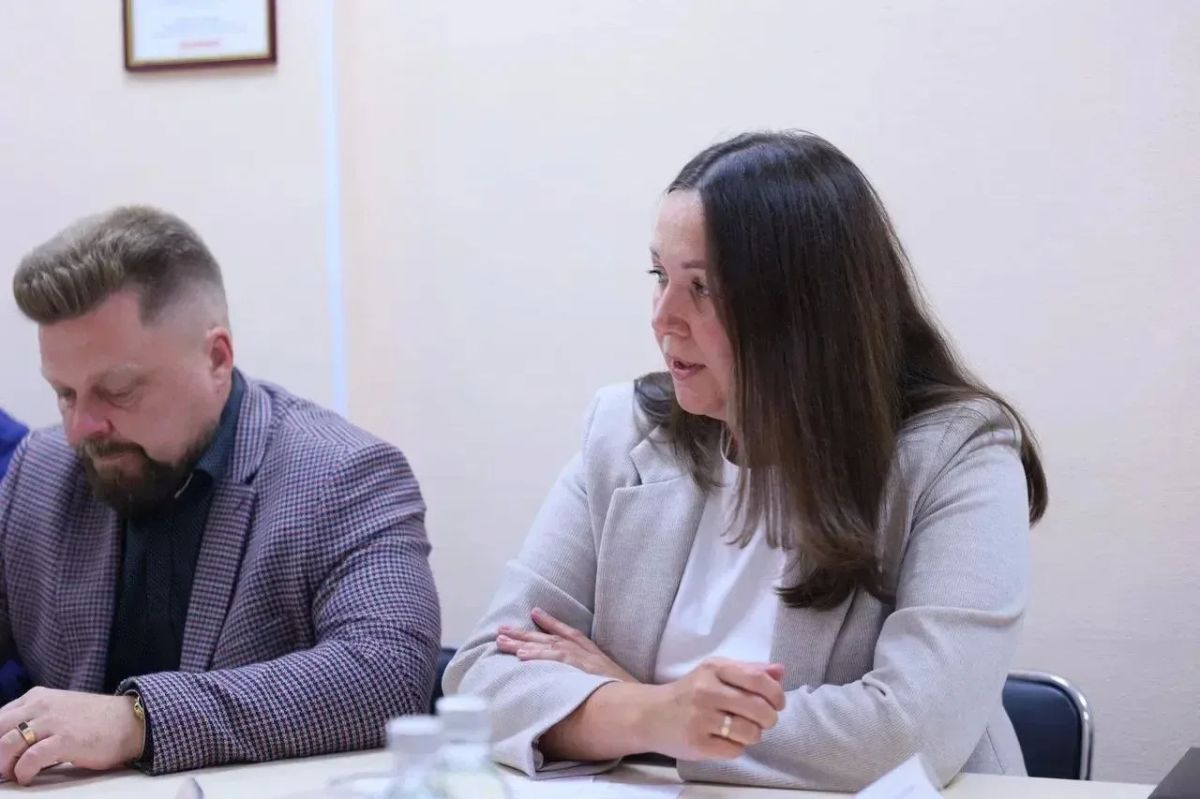 Владислав Кузнецов: Сегодня вместе с заместителем Генерального прокурора РФ Виктором Дмитриевичем Мельником провели рабочую встречу с сотрудниками филиала Фонда «Защитники Отечества» в Анадыре Владислав Кузнецов: Сегодня вместе с заместителем Генерального прокурора РФ Виктором Дмитриевичем Мельником провели рабочую встречу с сотрудниками филиала Фонда «Защитники Отечества» в Анадыре