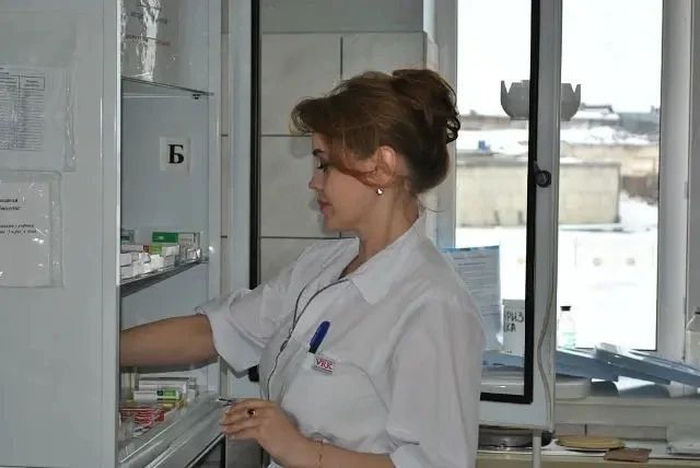 Сегодня в нашей рубрике «Лица Чукотки» рассказываем об удивительной сотруднице – старшей медсестре окружного психоневрологического интерната Елене Петровне Перминовой Сегодня в нашей рубрике «Лица Чукотки» рассказываем об удивительной сотруднице – старшей медсестре окружного психоневрологического интерната Елене Петровне Перминовой
