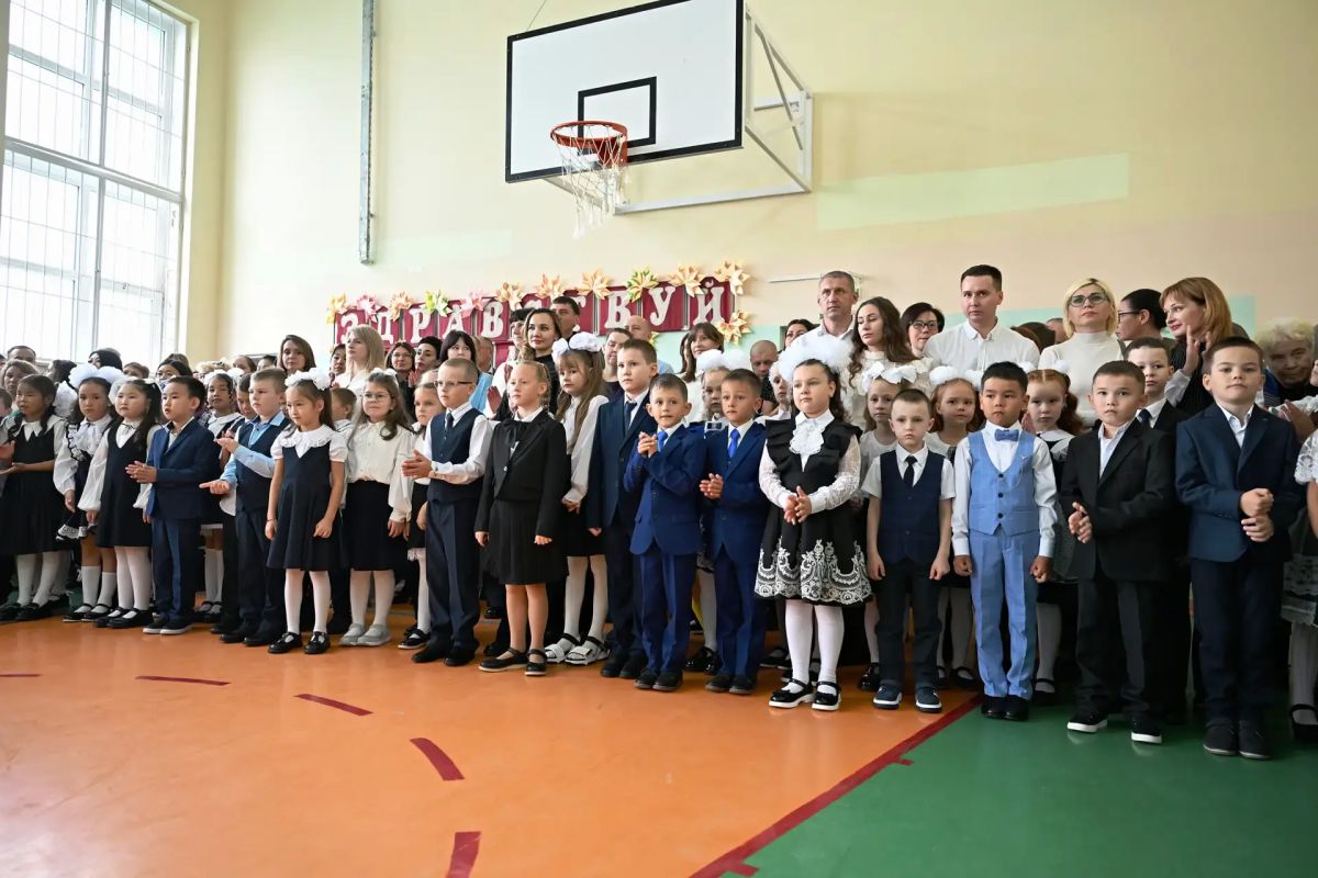 В школах округа 1 сентября учебный год начали почти семь тысяч учеников, сообщает ИА "Чукотка" В школах округа 1 сентября учебный год начали почти семь тысяч учеников, сообщает ИА "Чукотка"