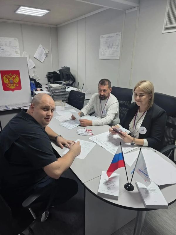 Досрочное голосование на месторождении Западно-Озерное: дисциплина и ответственность в сердце Чукотки Досрочное голосование на месторождении Западно-Озерное: дисциплина и ответственность в сердце Чукотки