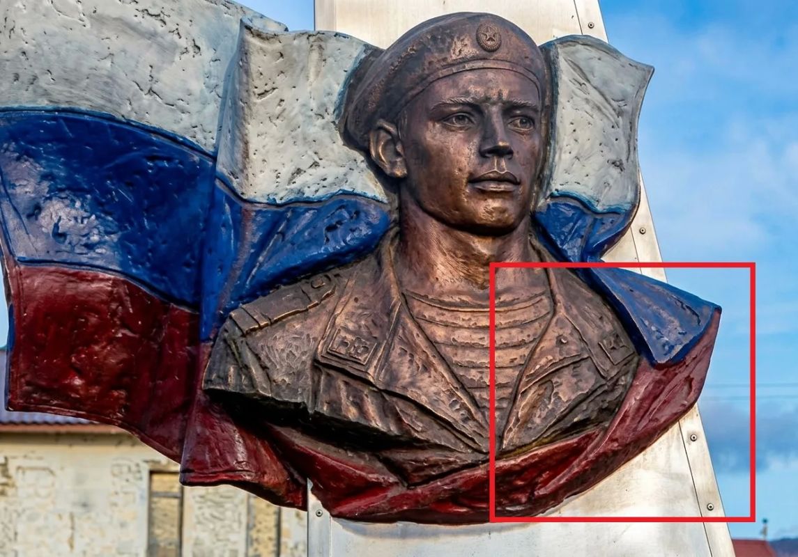 Пост с ответом. Раскрываем тайну: Стела памяти Героя России Аймира Миягашева В мае 2022 года, в ходе выполнения задач специальной военной операции Аймир накрыл гранату своим телом, тем самым спас жизни двух товарищей Пост с ответом. Раскрываем тайну: Стела памяти Героя России Аймира Миягашева В мае 2022 года, в ходе выполнения задач специальной военной операции Аймир накрыл гранату своим телом, тем самым спас жизни двух товарищей